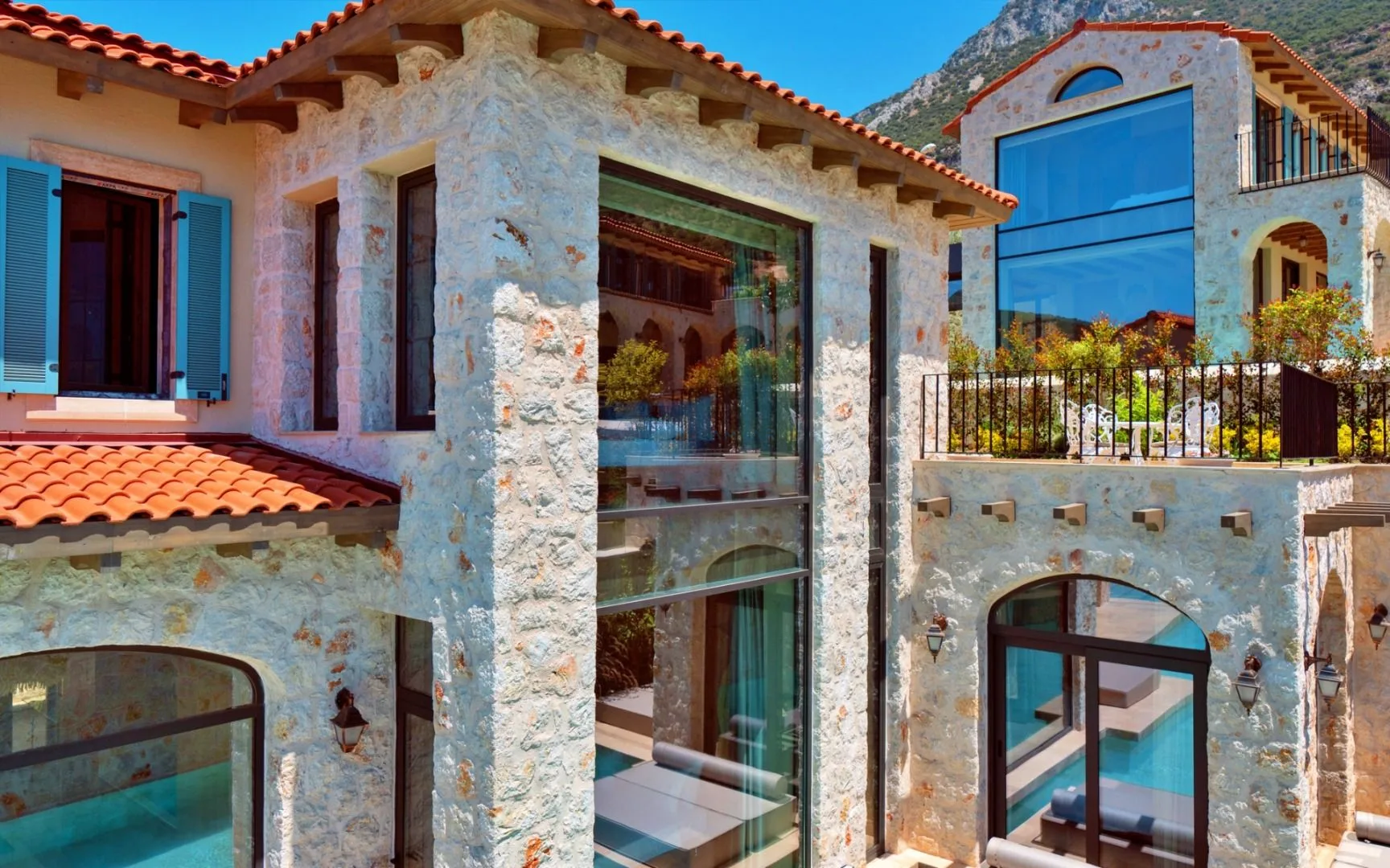 Muses Villa Erato