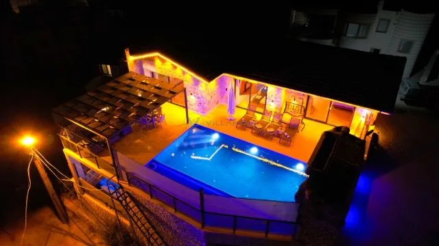 Villa Jungle