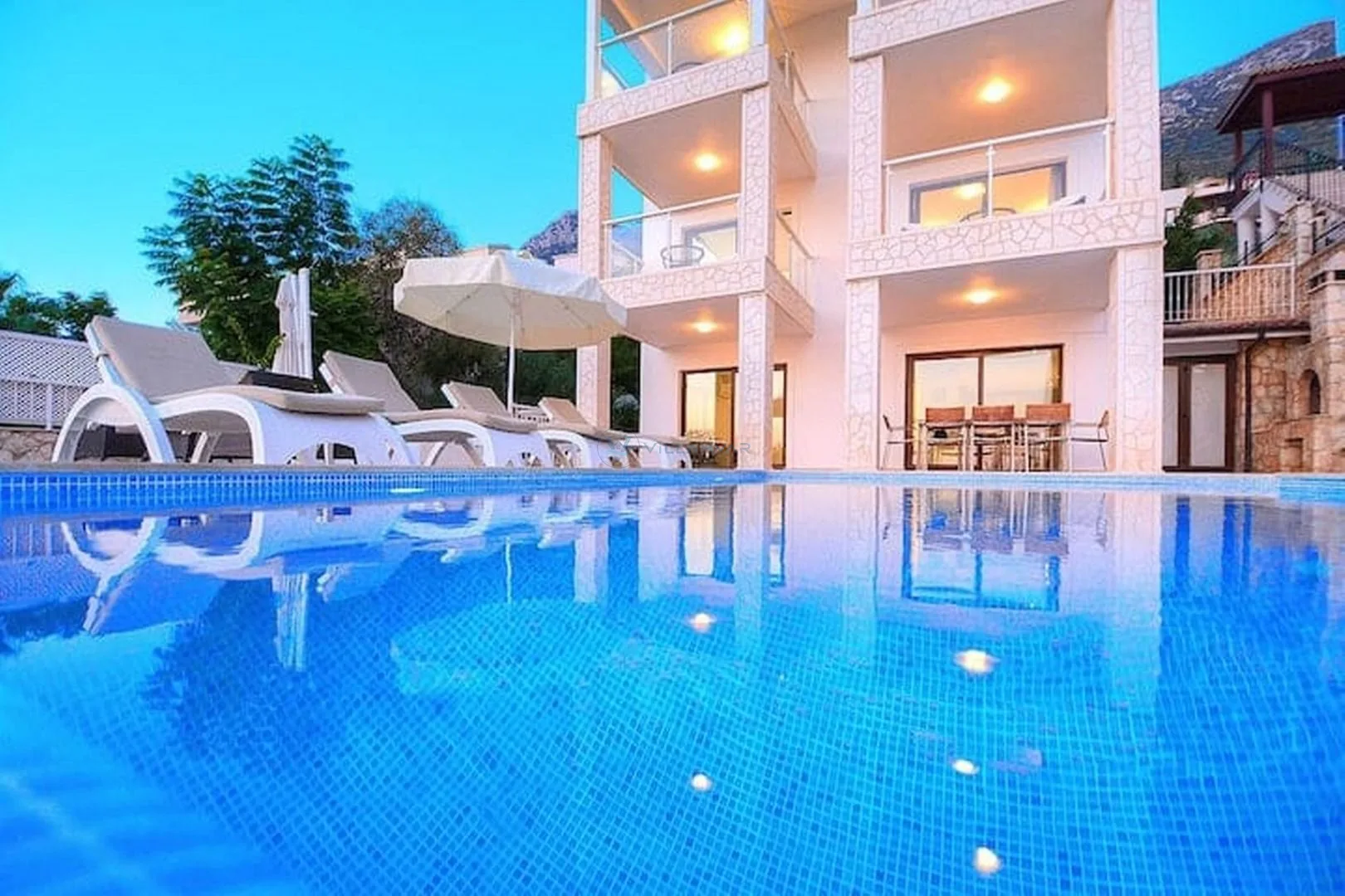 Villa Samsara 07-29