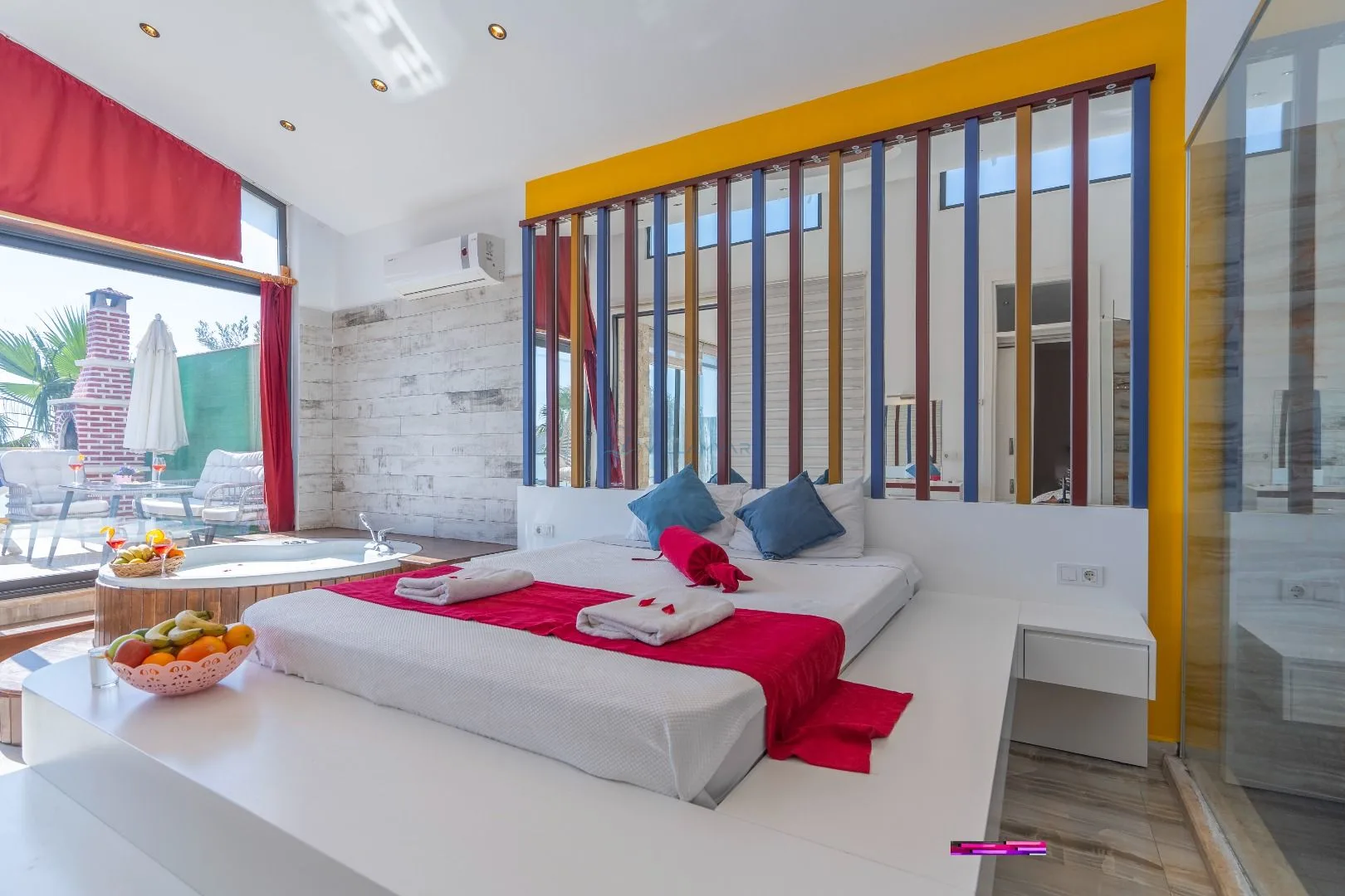 VR Villa Zümrüt