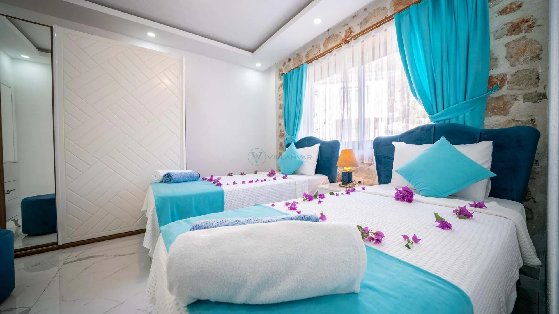 Villa Spring 2