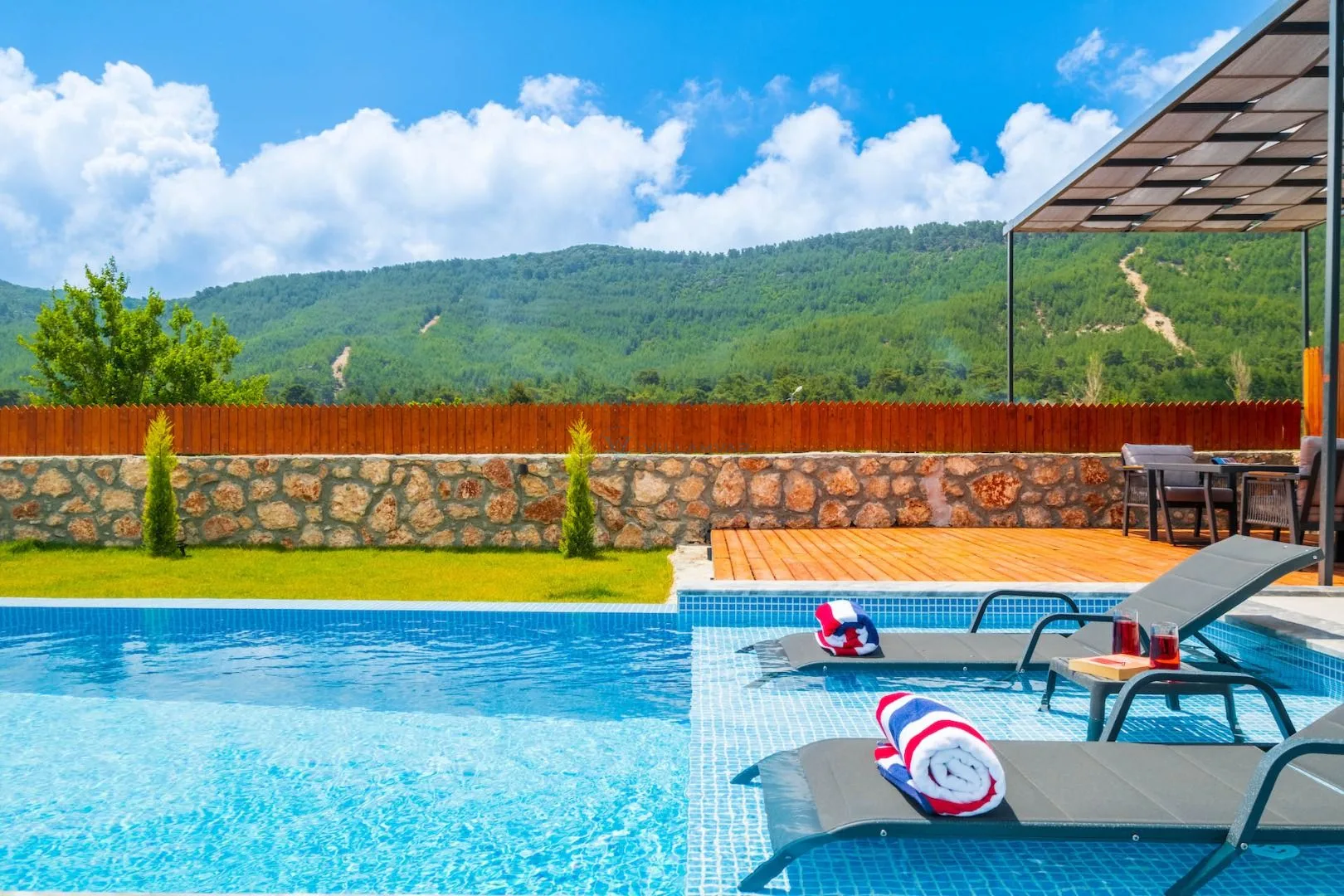 Villa Mavin 2