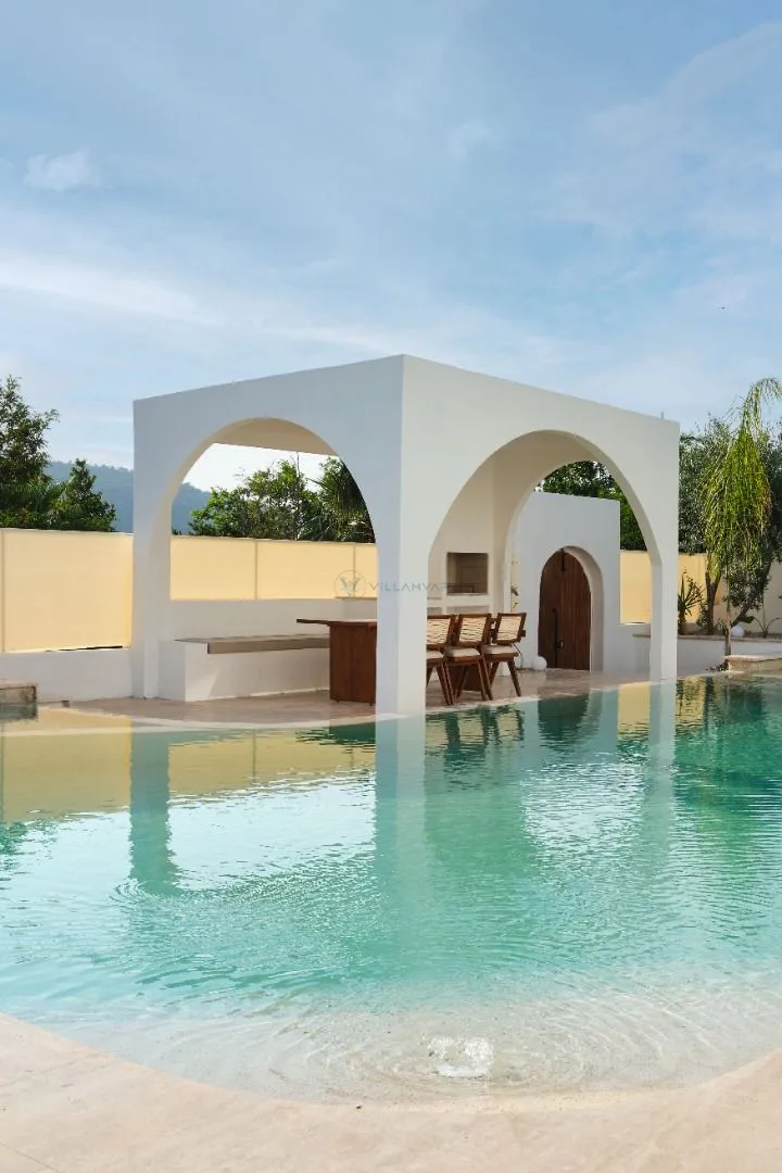 Villa Neonix
