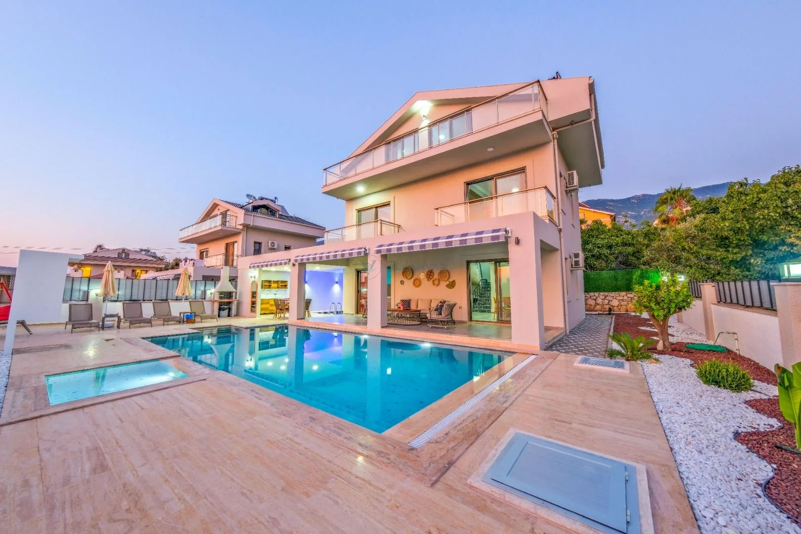 Villa Safra 1