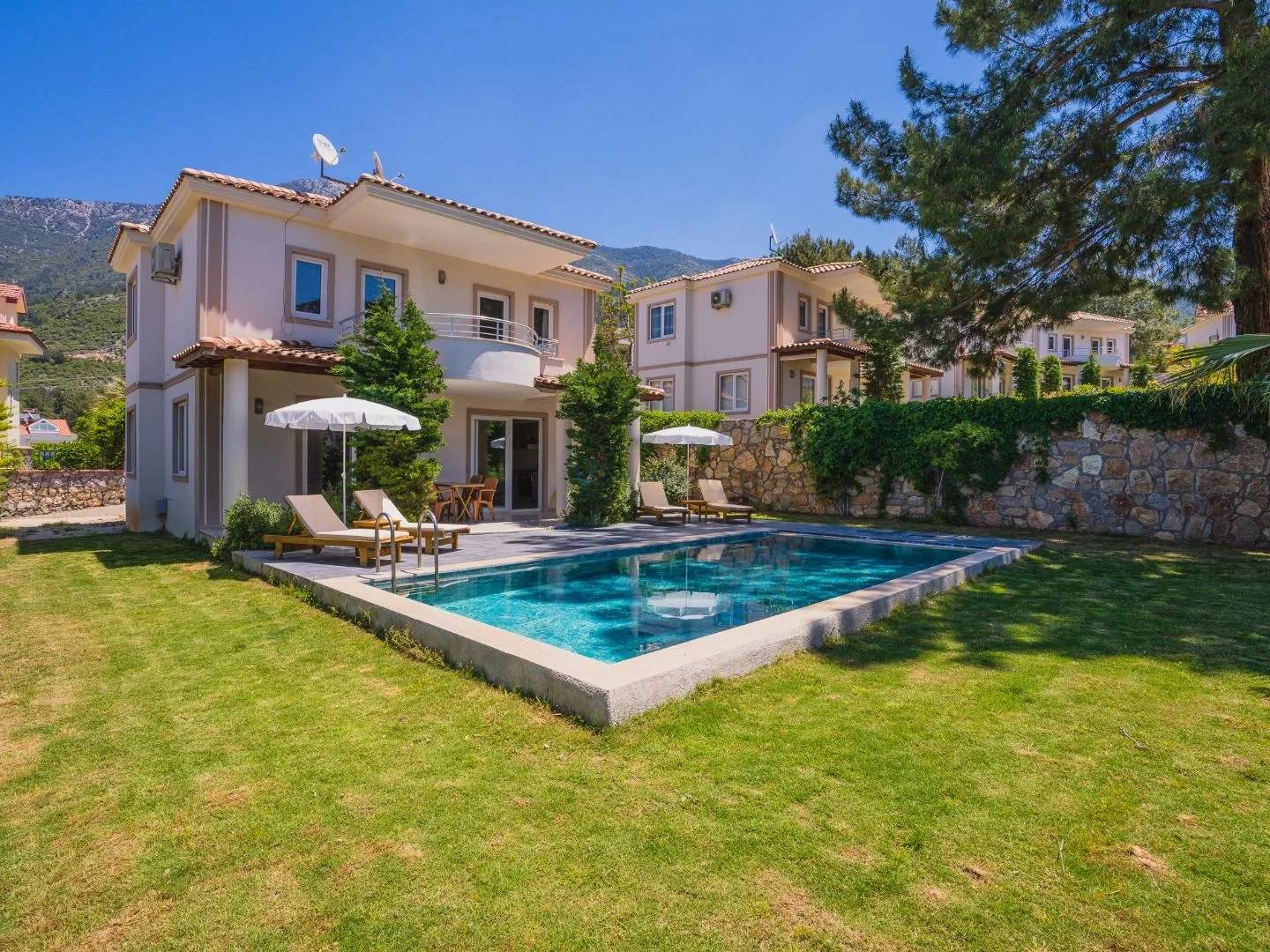 Villa Wonderful 2