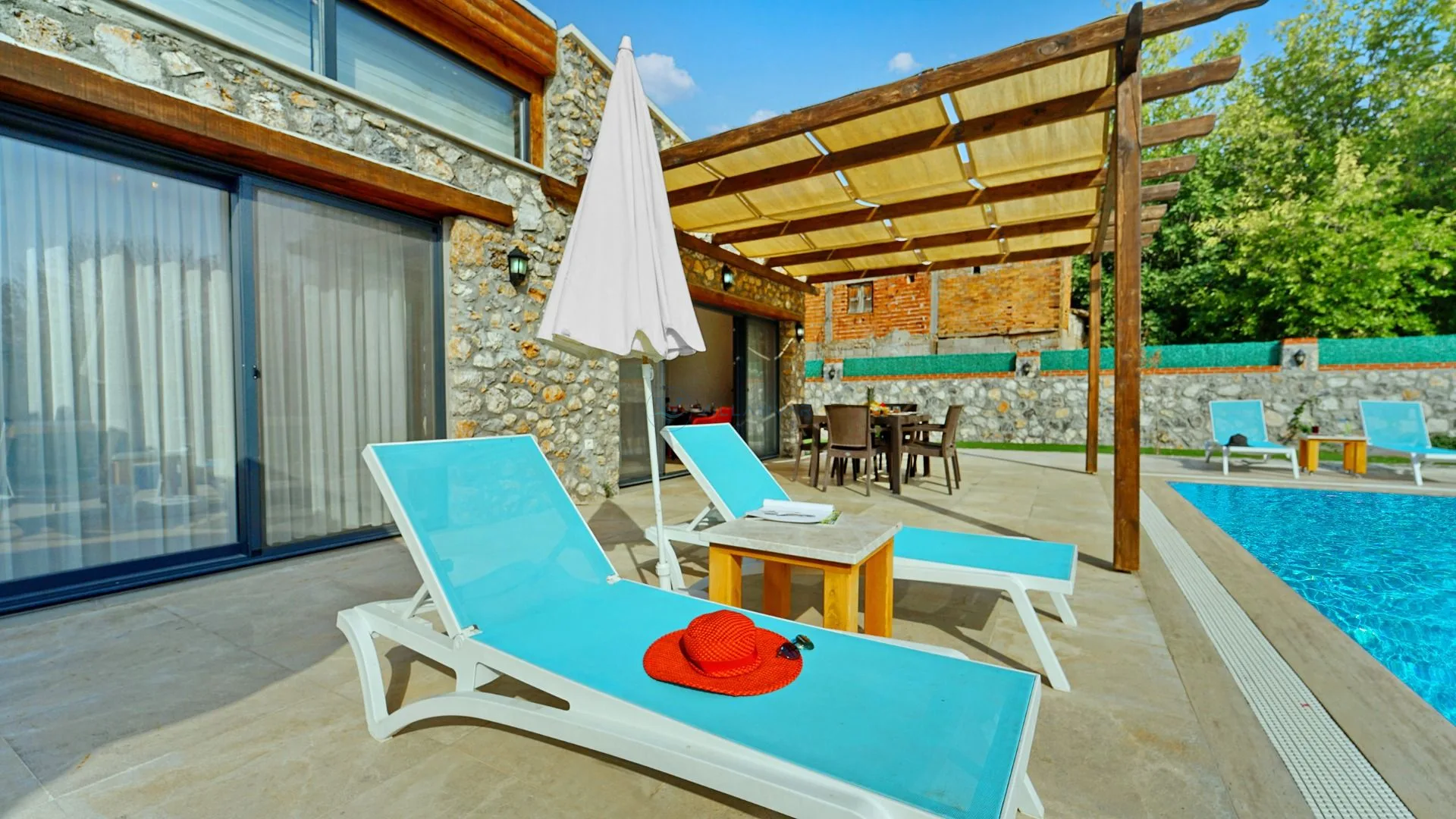 Villa Eterna