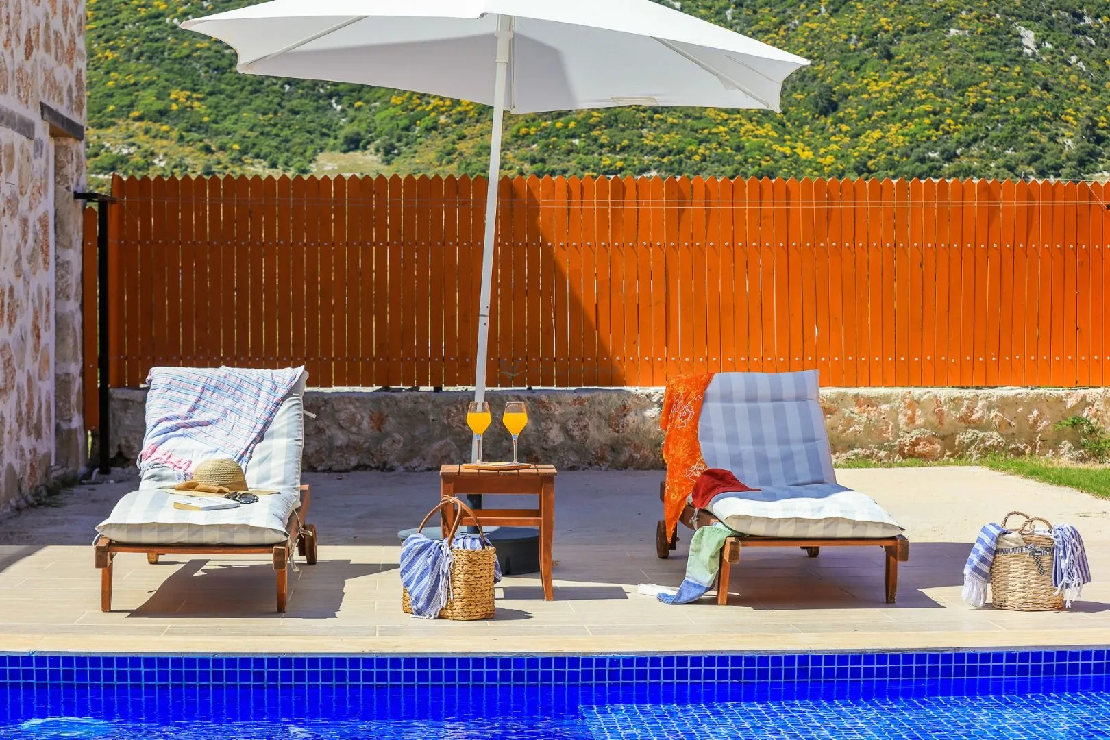 Villa Bonus 1