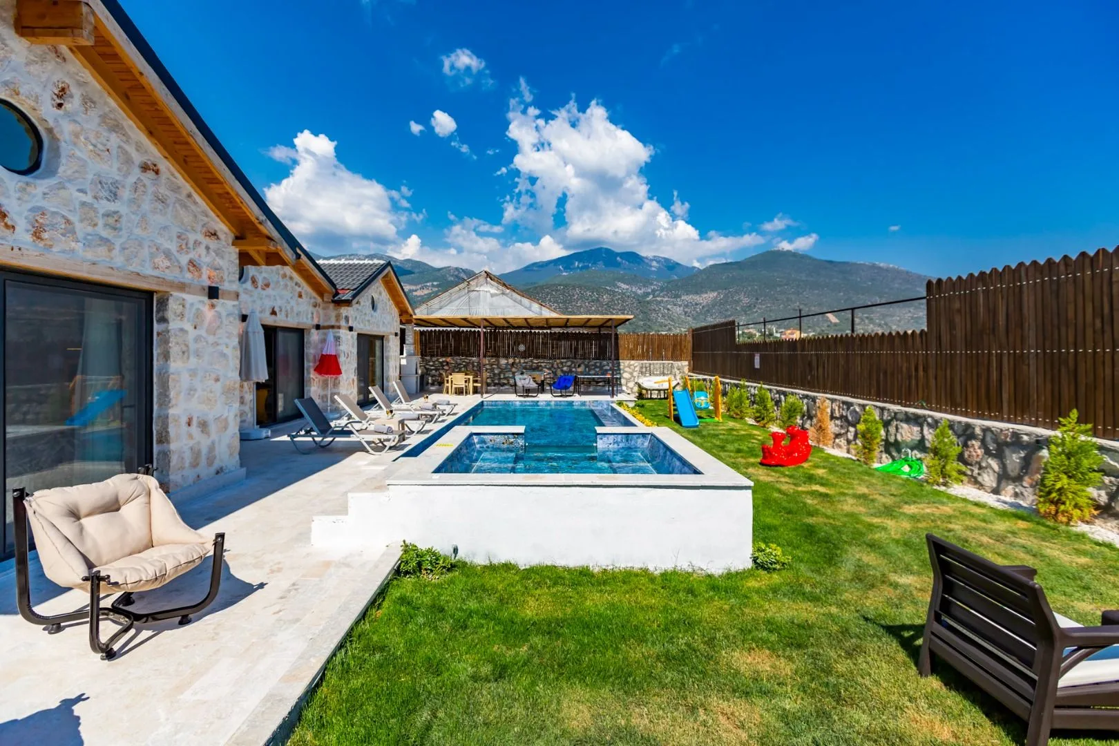 Villa Karatepe1