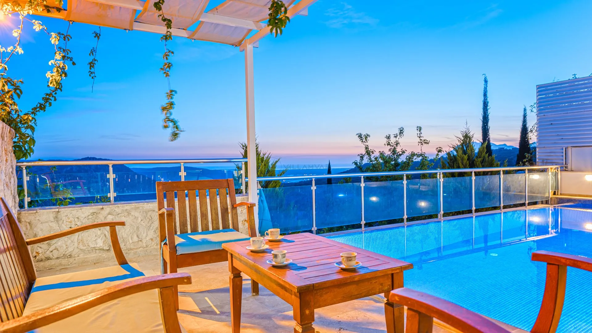 Bbvl Villa Poli