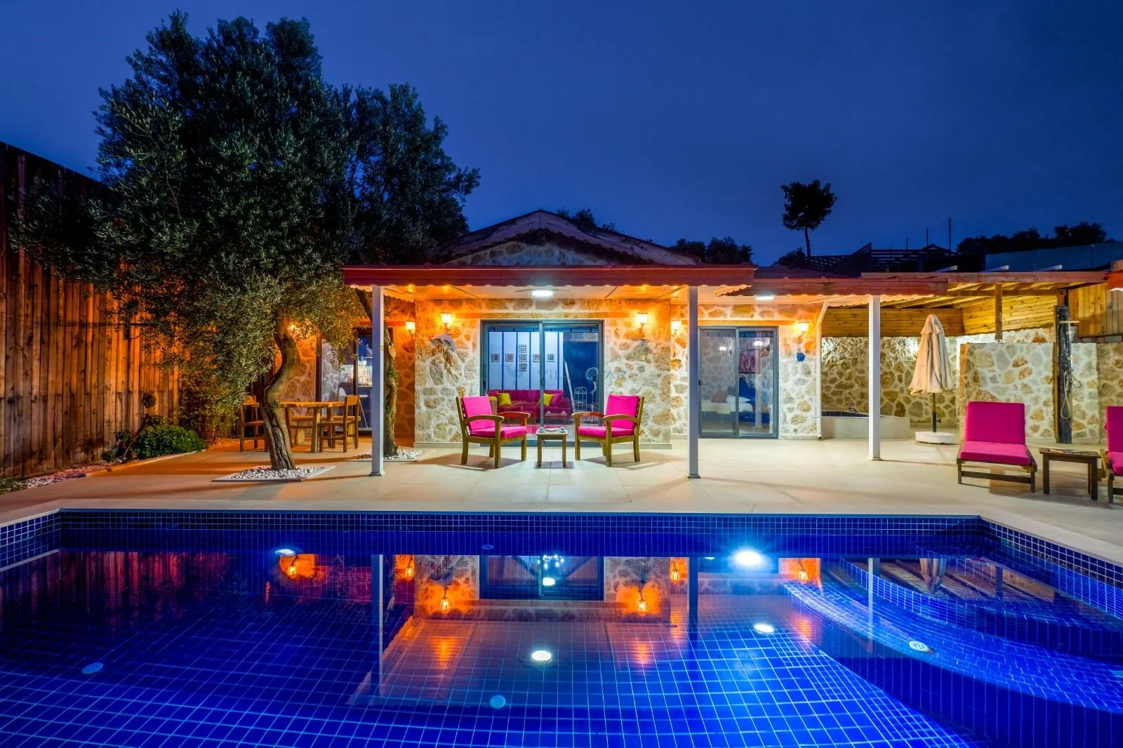 Villa Magnolyam Duo
