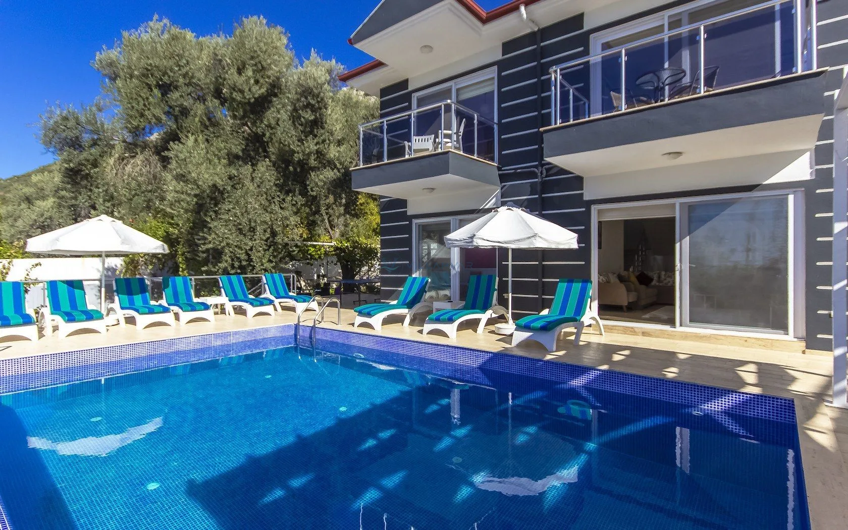 Villa Ferya