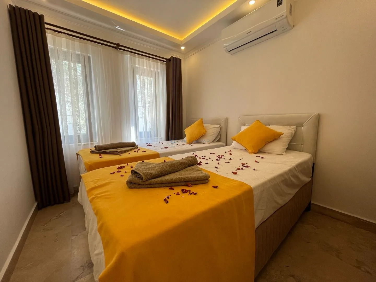 Villa Vector House