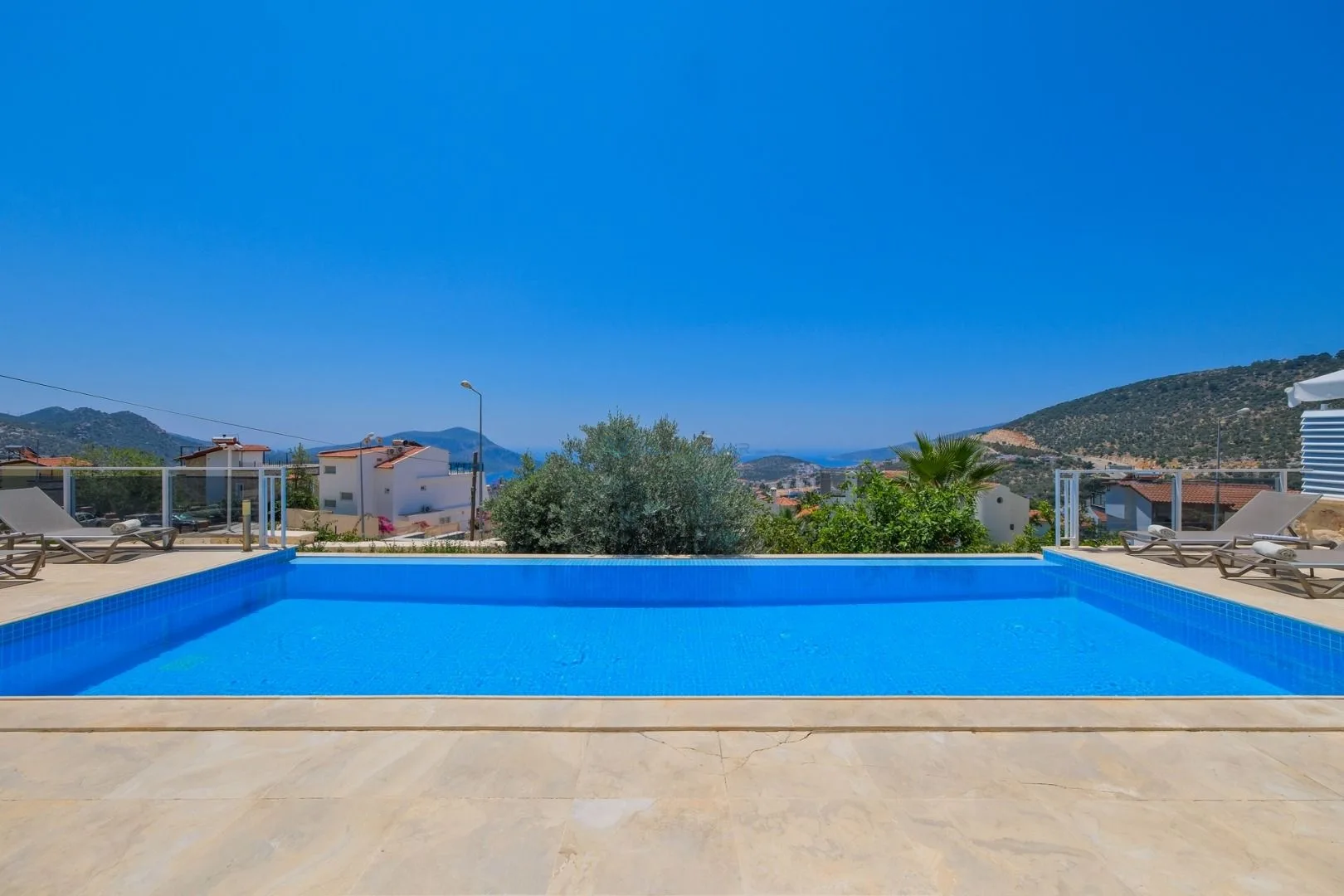 Villa Lumi 2