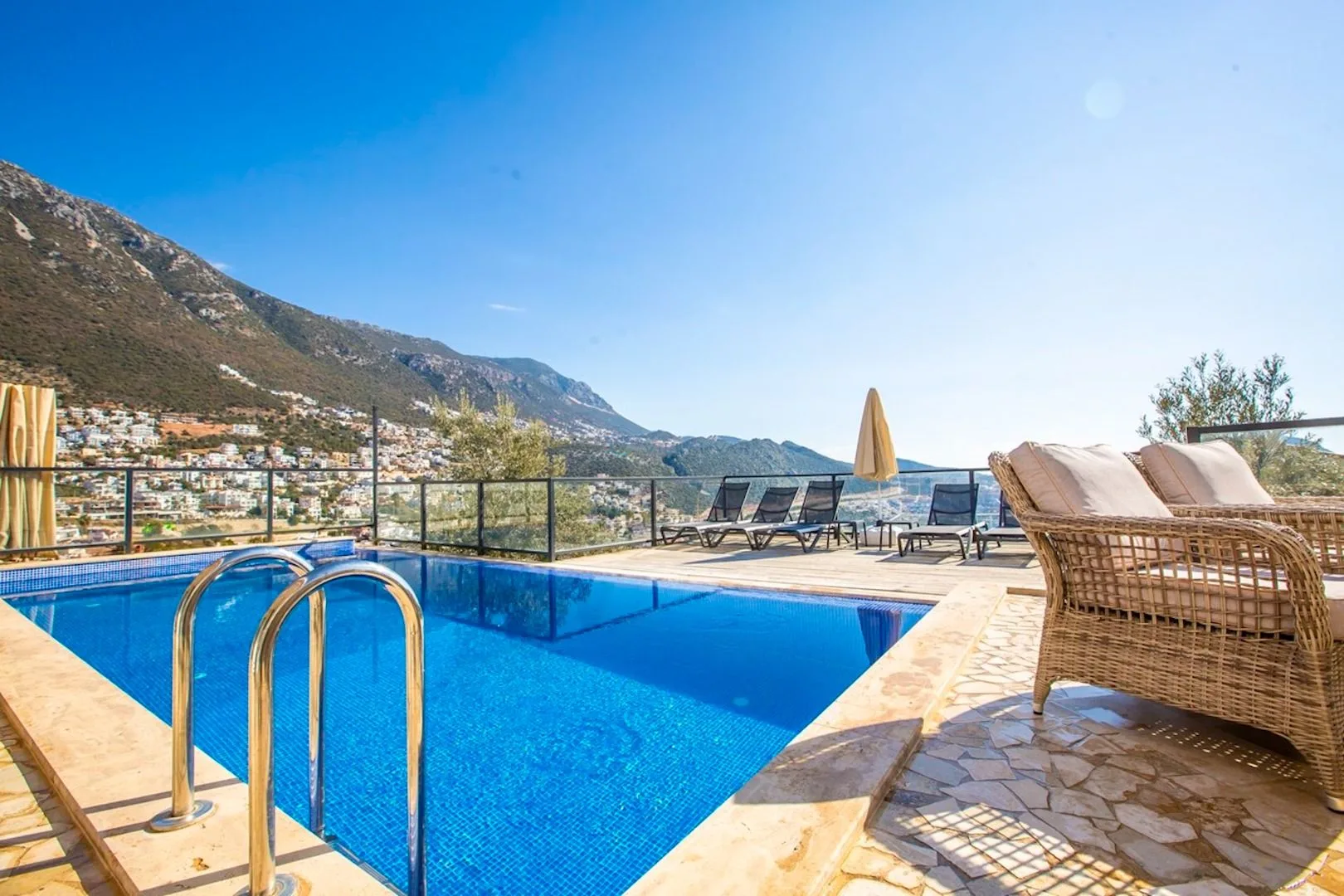 Villa Roannes 1