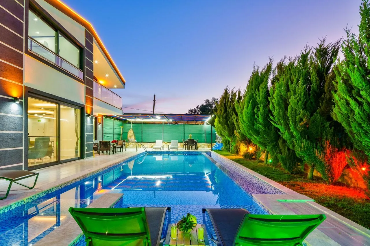 Villa Gold
