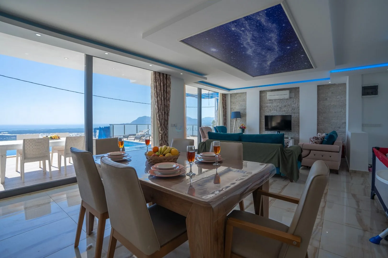 VR Villa Avalon