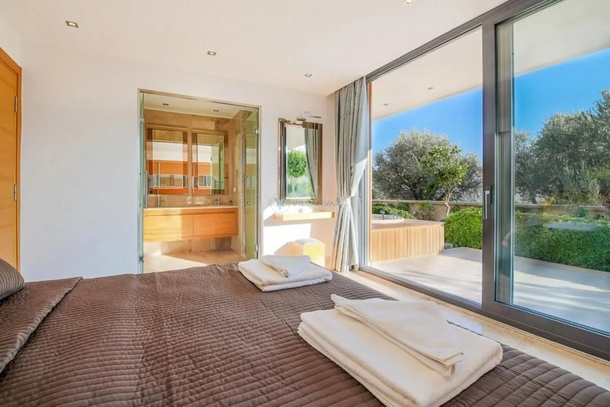 Azure Luxury Villas