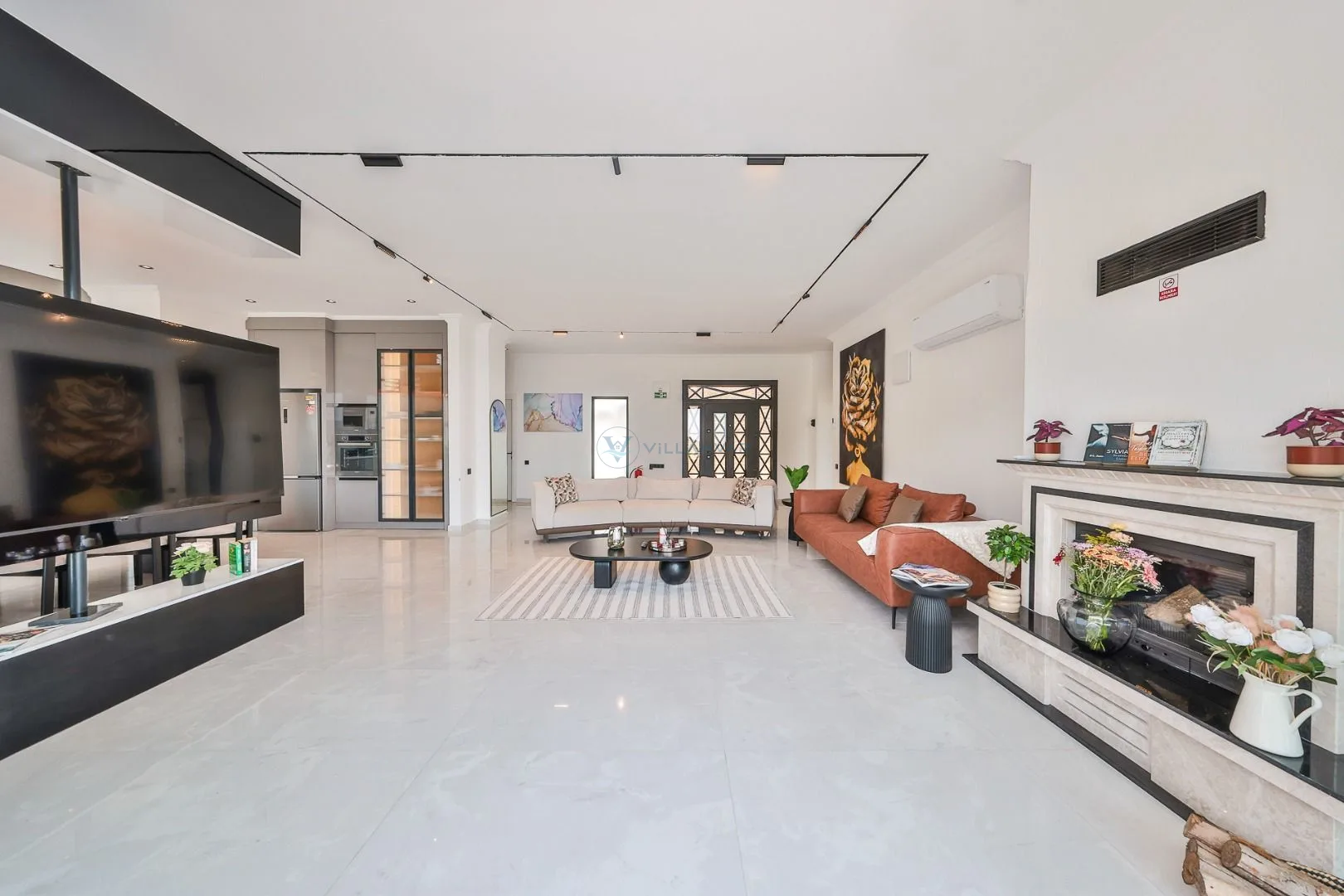 Villa Free
