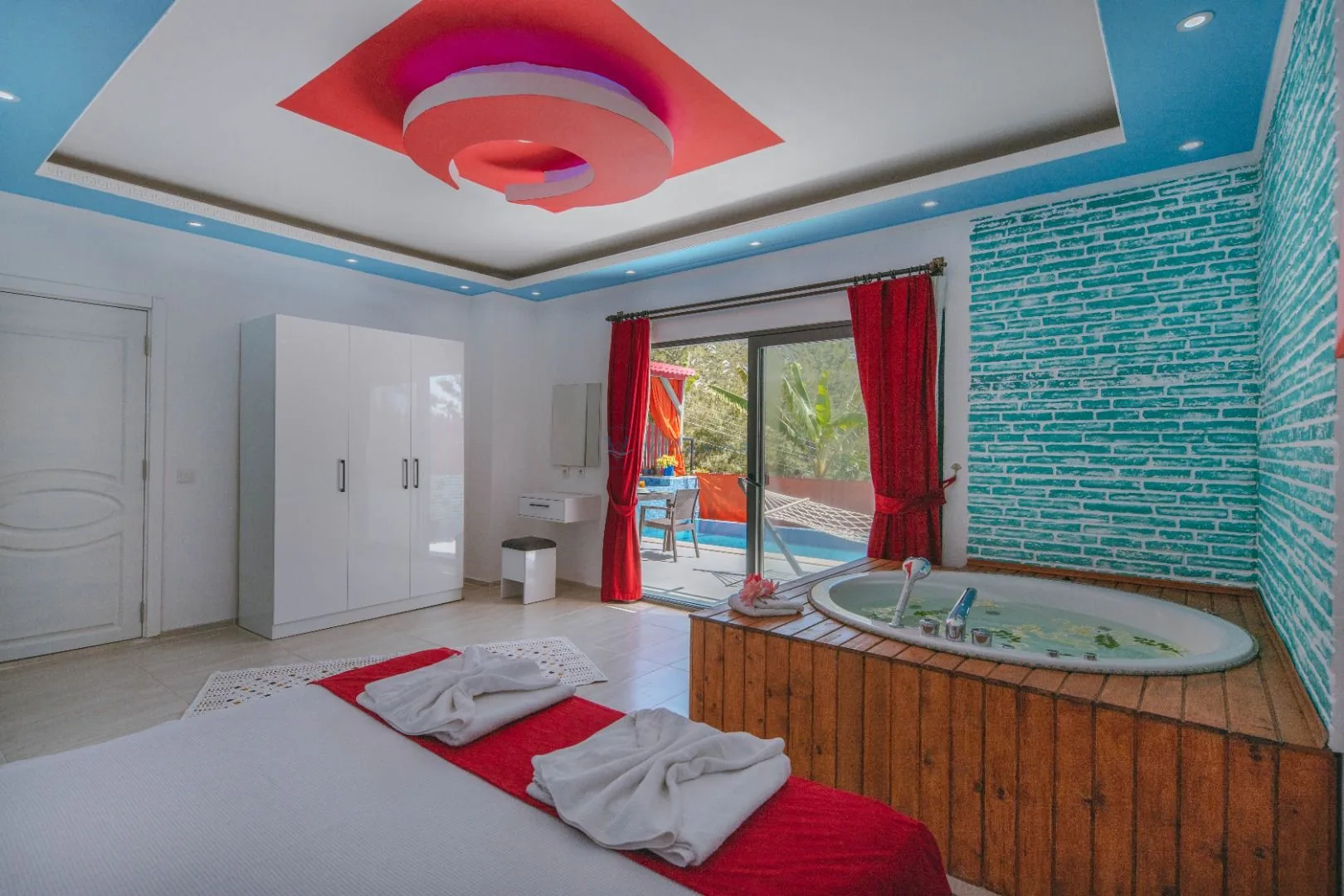 Villa Rainbow