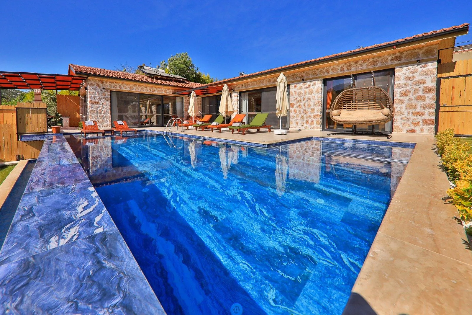 Villa Nidia