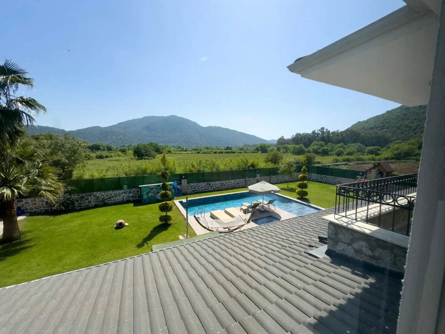 Villa Calyptus