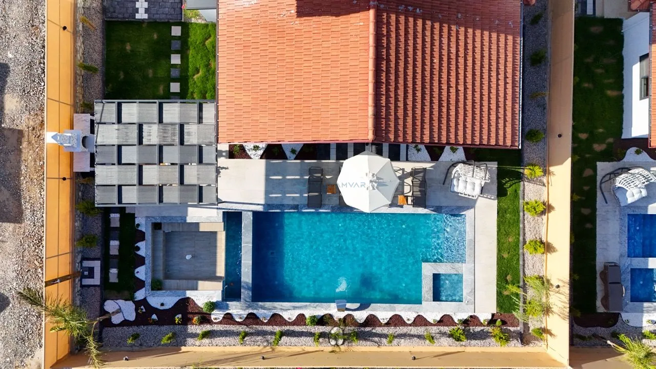 Villa Pakira 1