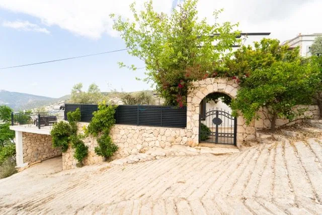 Villa Ahıska Kızıltaş 1