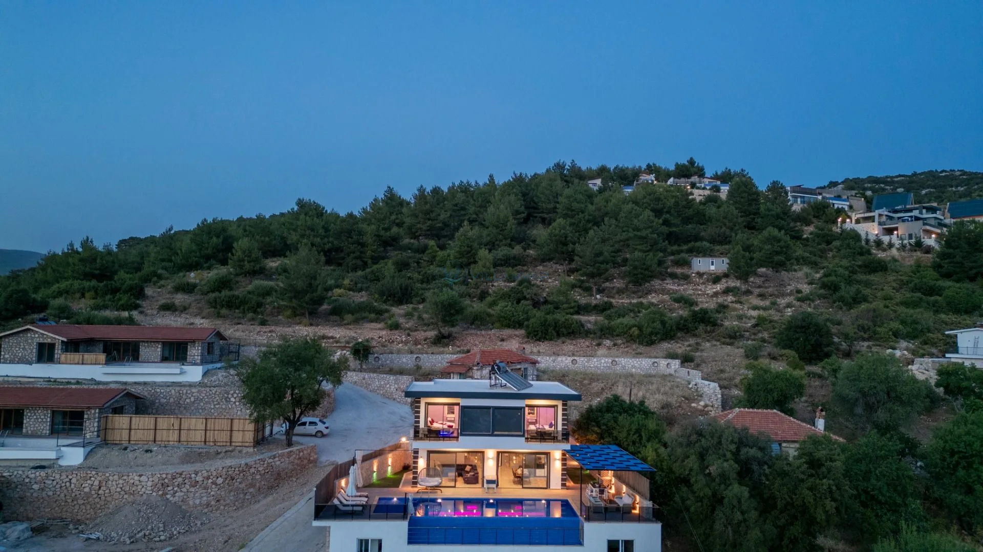 Villa Pilot