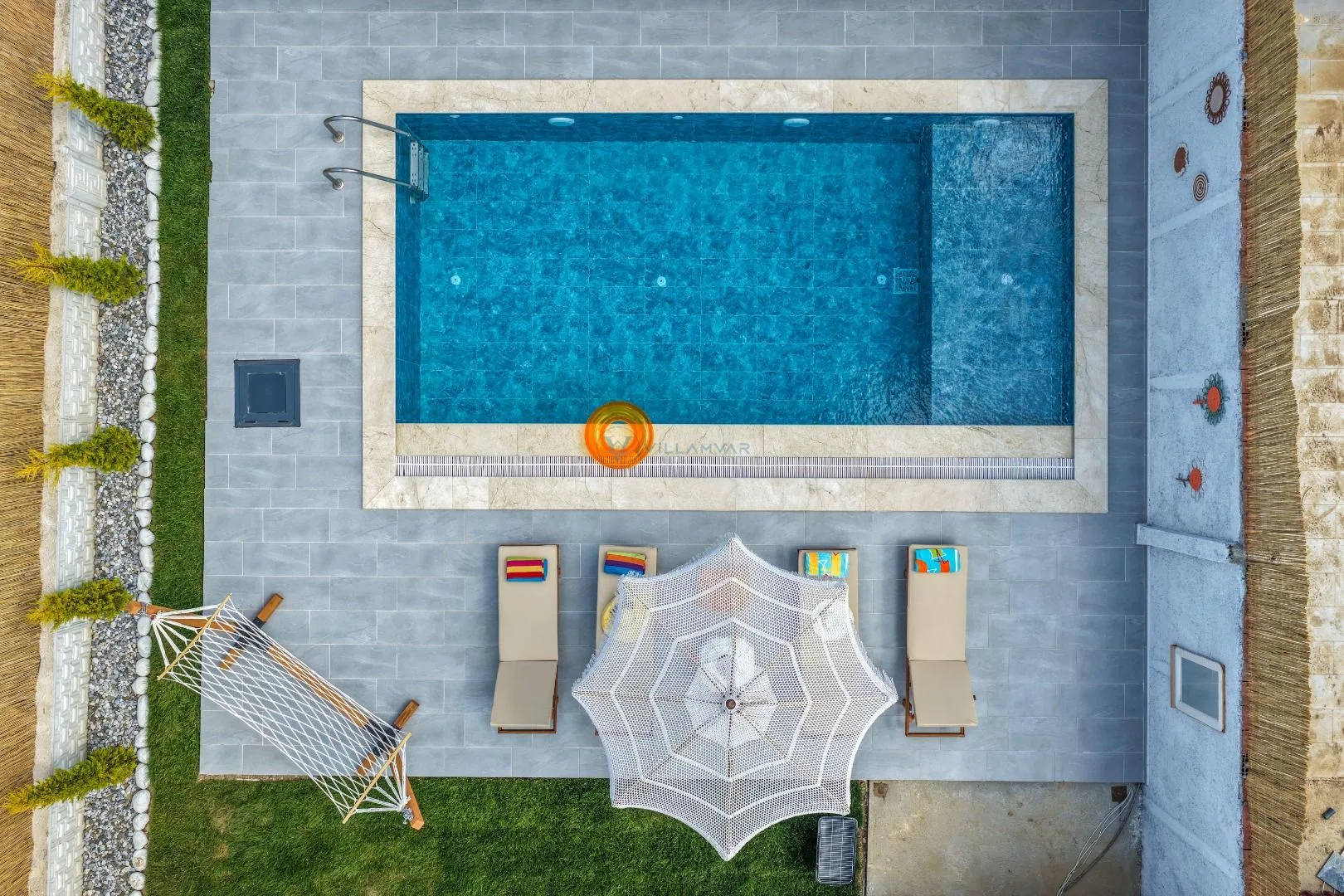 Villa limonia