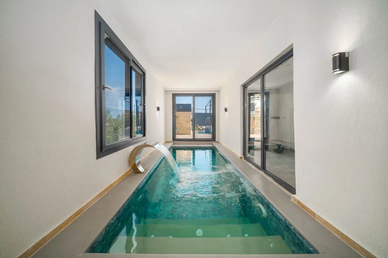 Villa Genesis 2