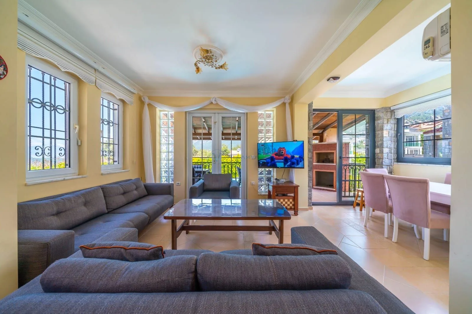 Villa Daisy