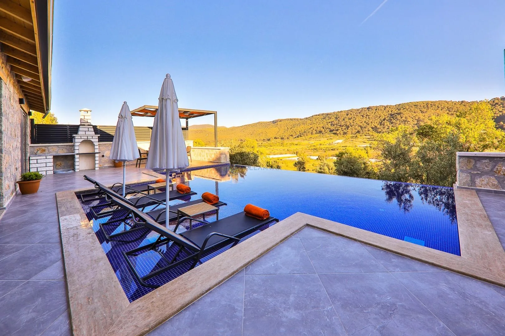 Villa Tanç
