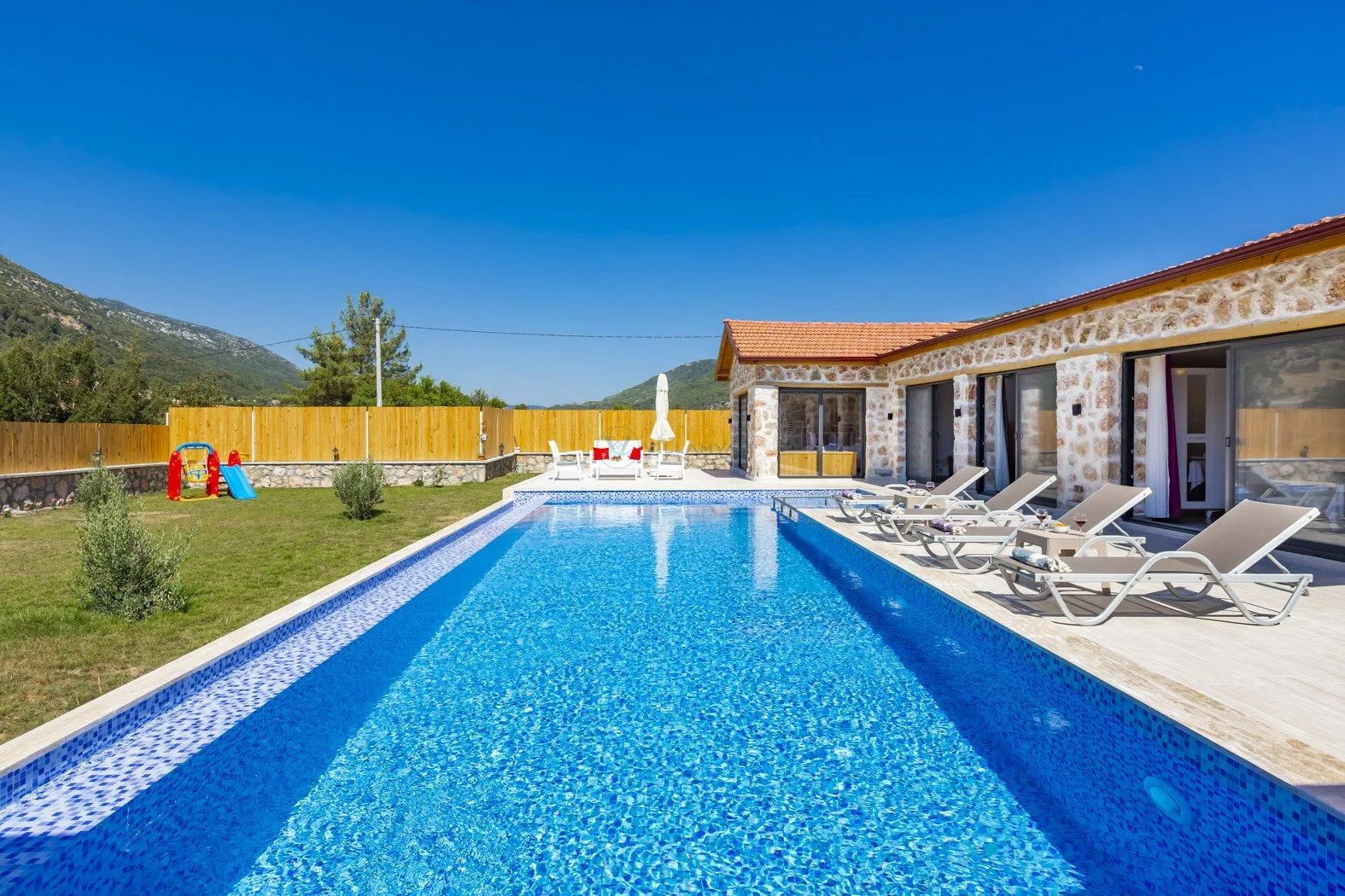 Villa Blue Bird