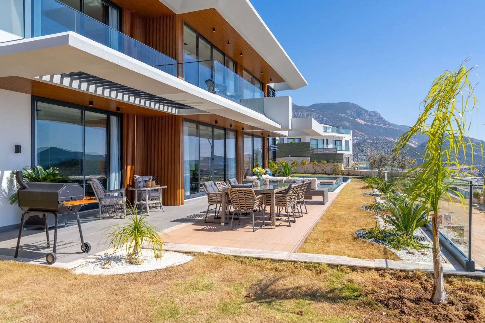 Safran Rental Kalamar
