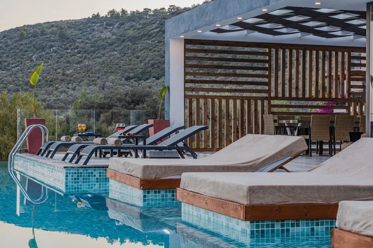 Villa Emporium