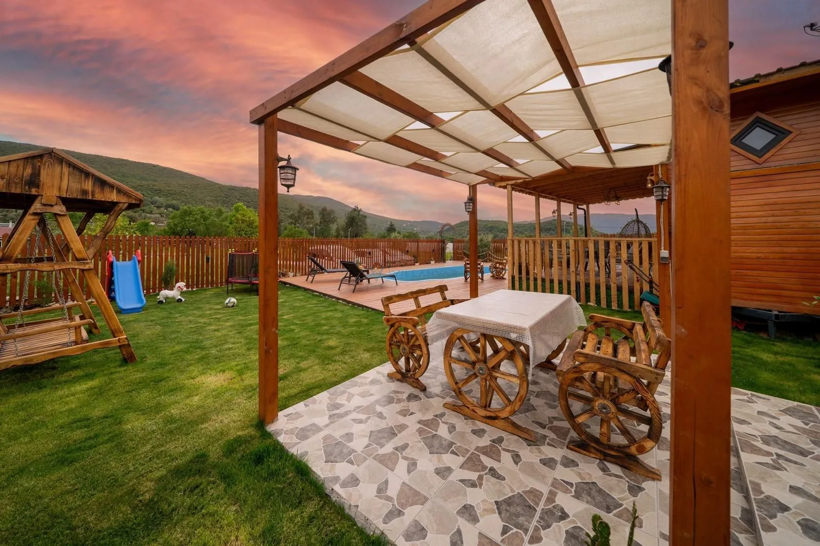 Relaxx Tiny House Villa