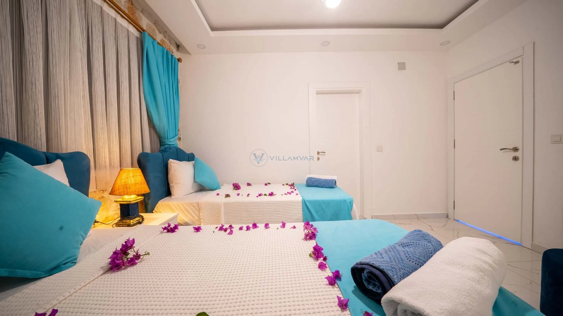 Villa Spring 2