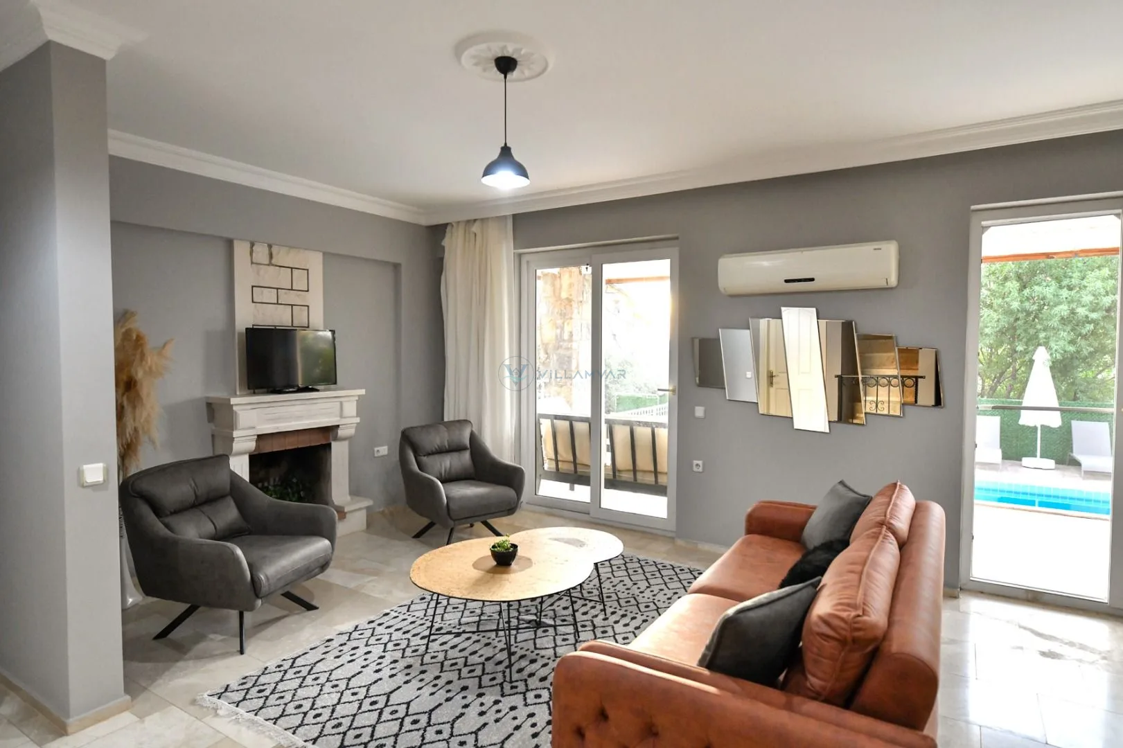 Villa Almond Duo