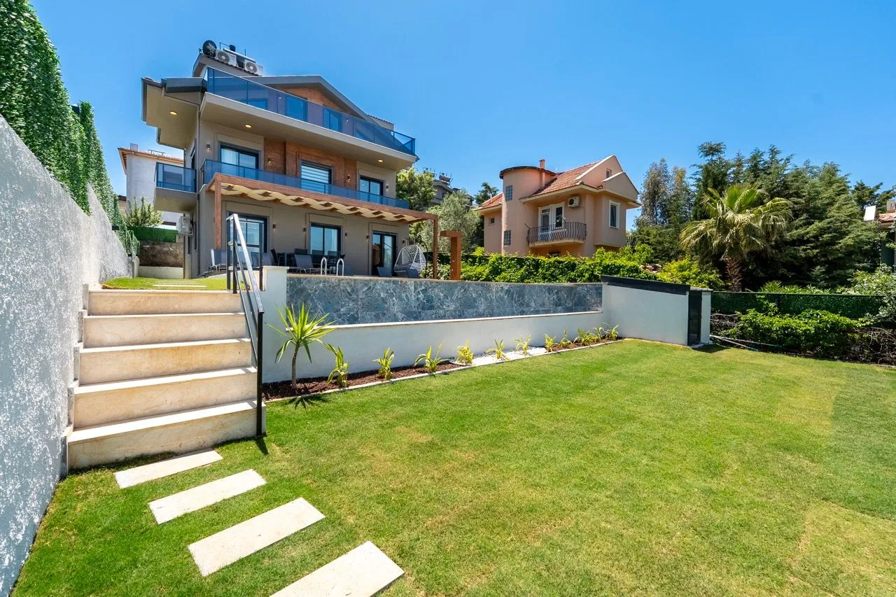 Villa Ay Luxe