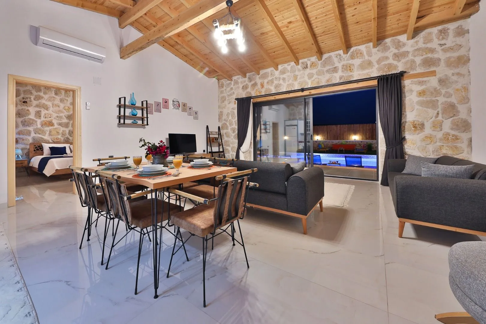 Villa Mebika