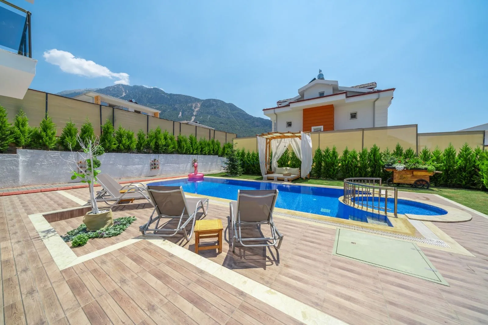 Villa Leila