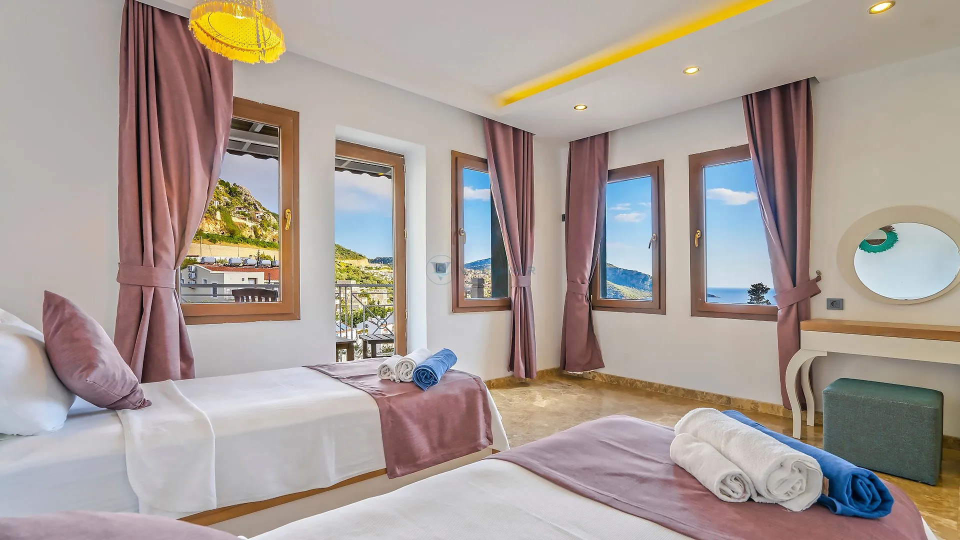 Villa Roa Hills 2