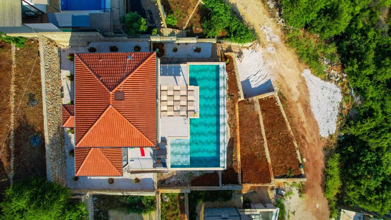Villa Adilya