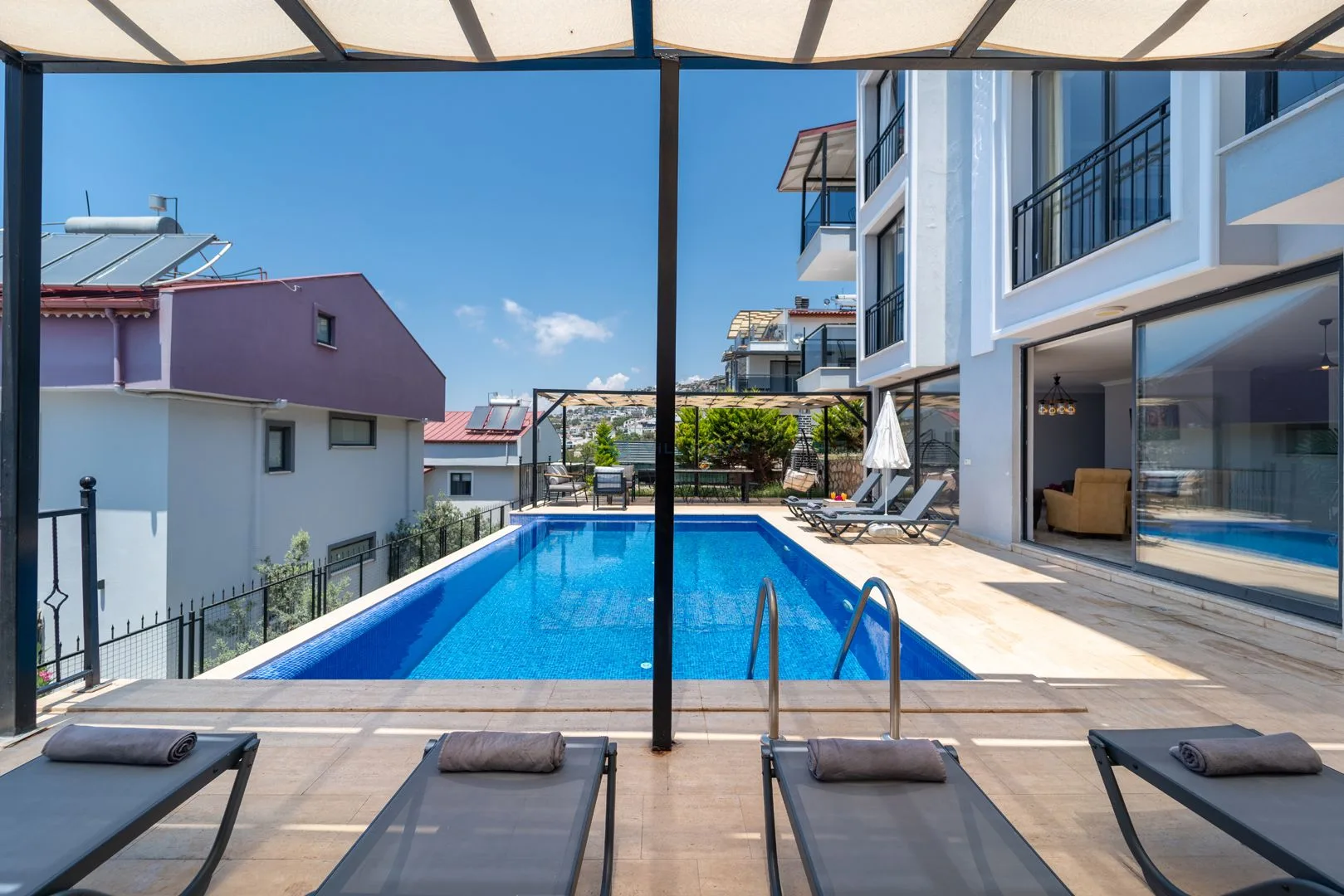 Villa Cblok