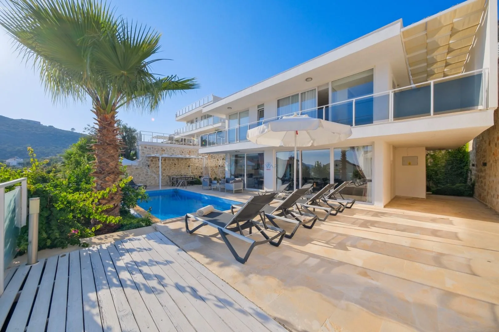 Villa Lumi 1