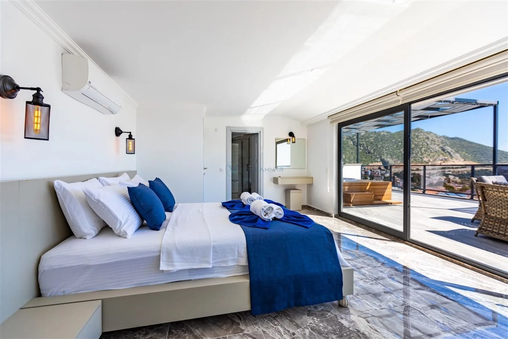 Villa Roa Hills 1