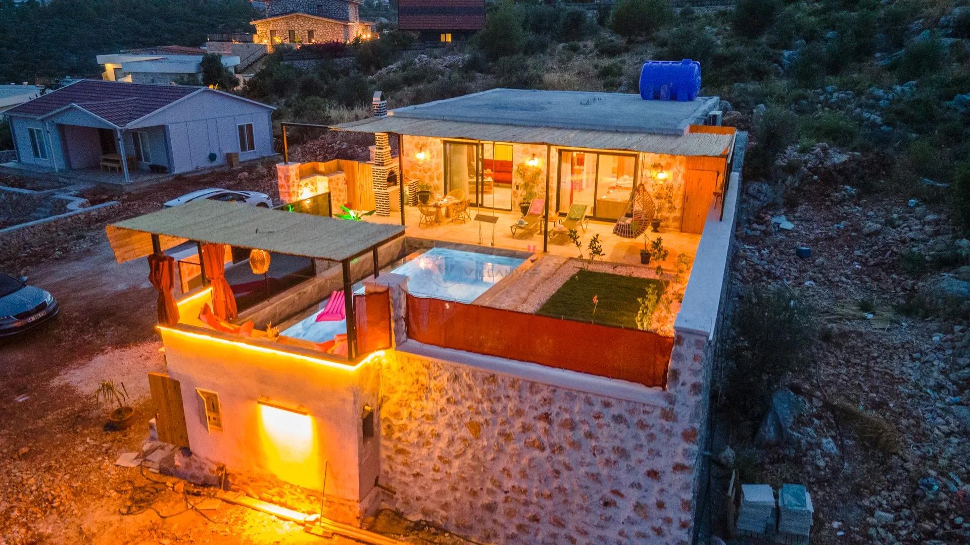 Villa Sanedan Luxury