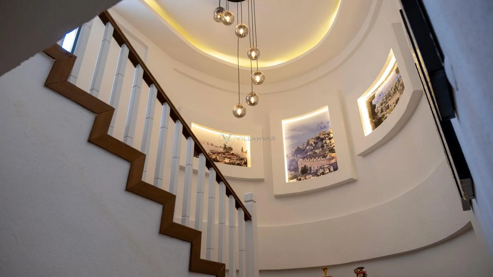 Villa Calyptus