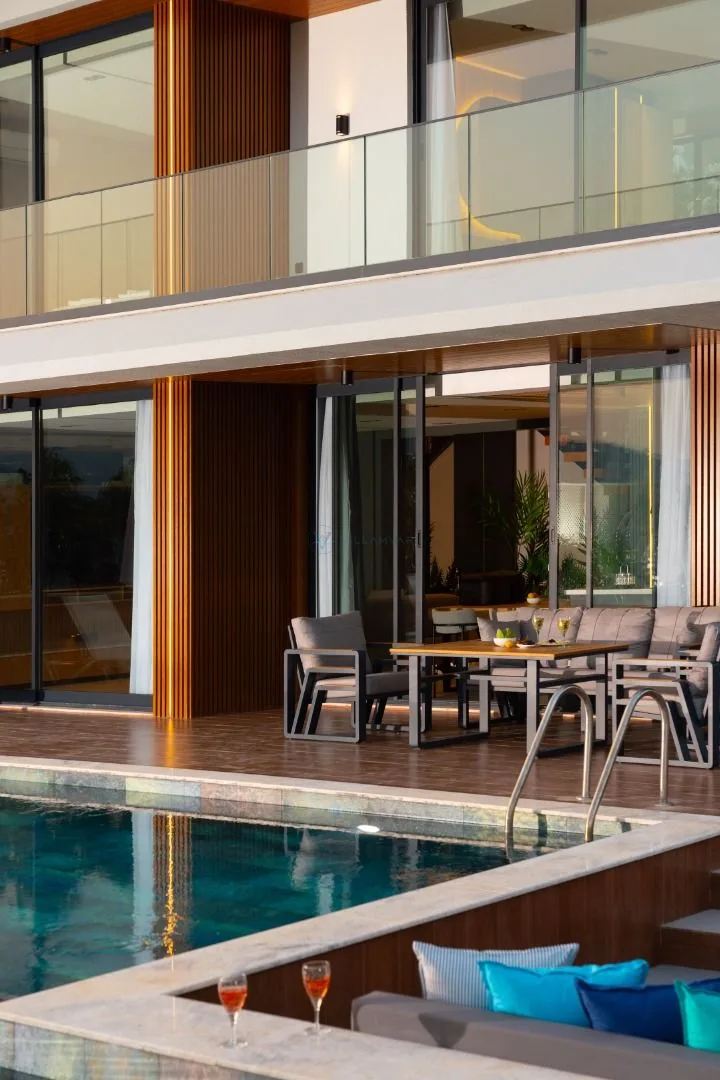 Villa Aura B