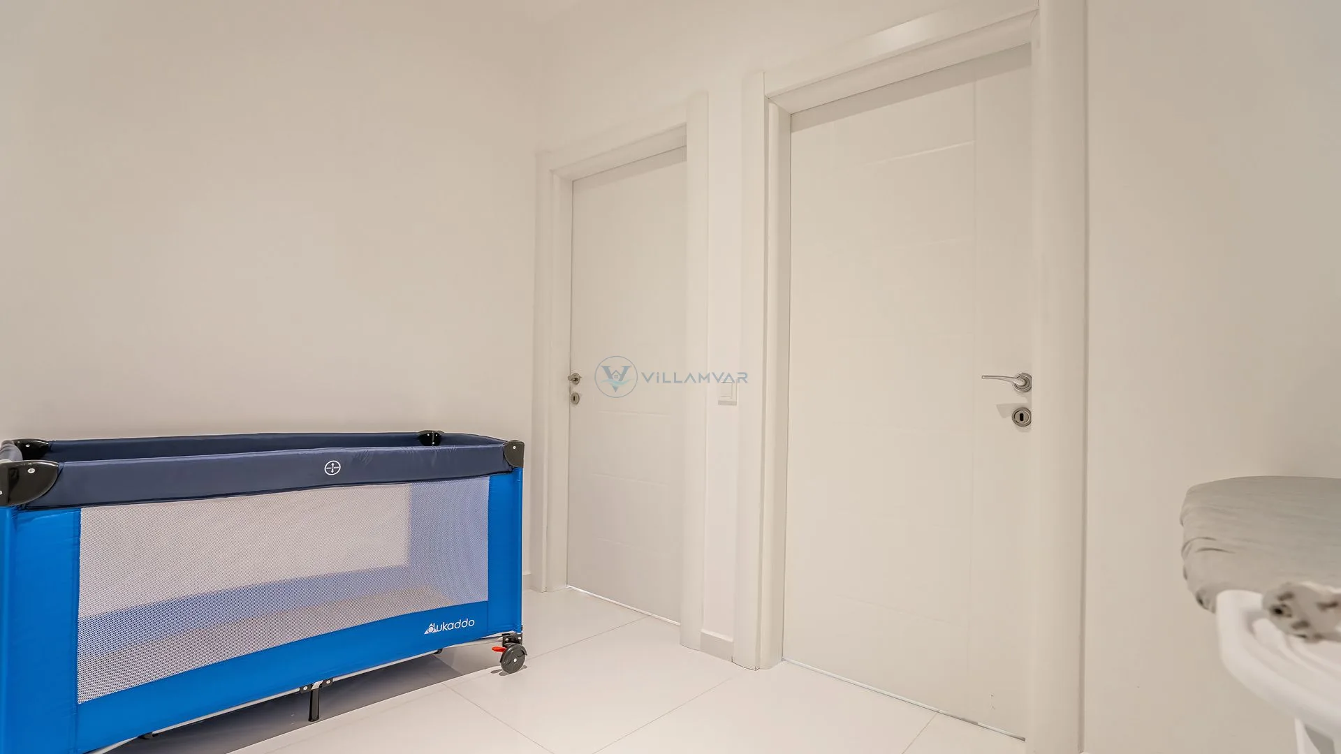 Villa Merit Crystal